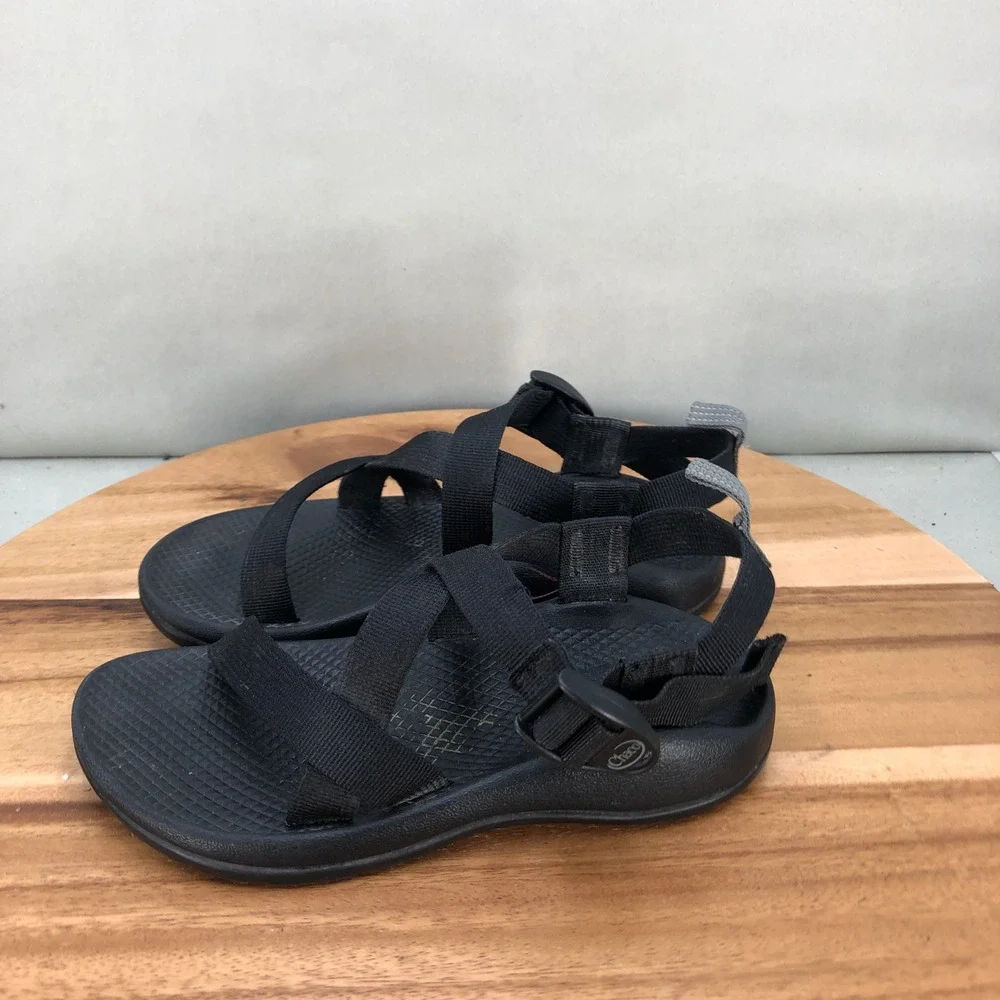 Chaco Z Cloud Sandals Black Adjustable Straps Sport Outdoor Walking Youth Size 3